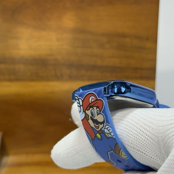 Nintendo Super Mario Digital Watch Mario & Luigi New Note Cosmetic Screen Marks - Picture 3 of 11